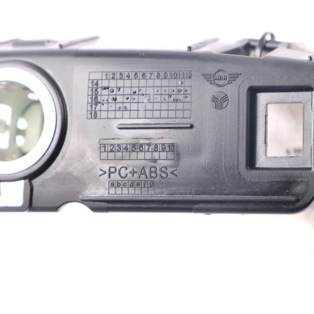 Embellecedor Mini Clubman F54 Consola Tapa Embellecedor Encendedor Negro para con número de pieza 9376439 Embellecedor Mini Clubman F54 Consola Tapa Embellecedor Encendedor Negro - SKU 9376439 - Número de pieza 9376439