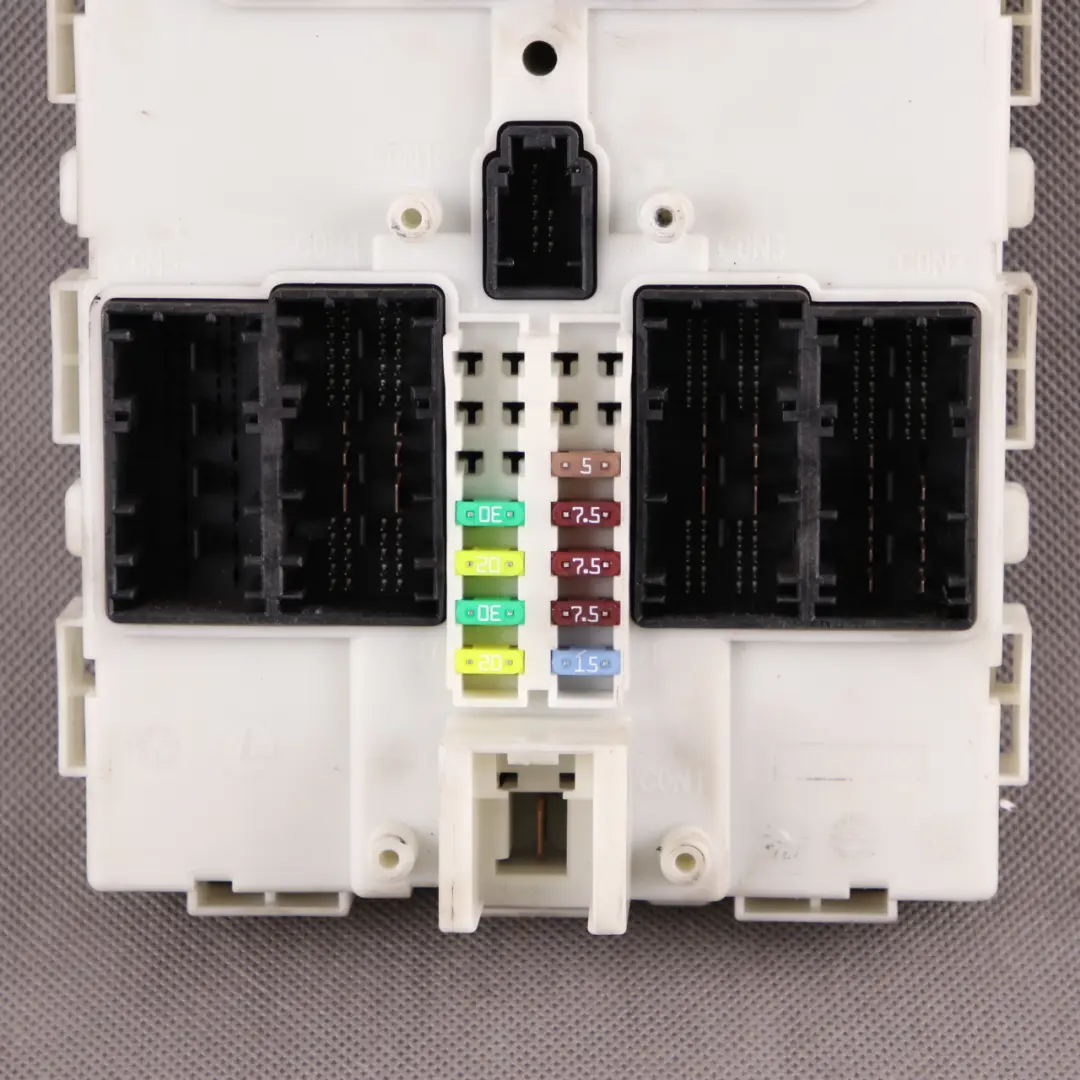  Módulo FEM BMW F20 F21 F22 F30 F32 Unidad Control ECU Caja de Fusibles - SKU 9381104 - Número de pieza 9381104