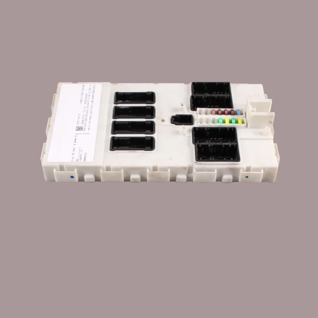  Módulo FEM BMW F20 F21 F22 F30 F32 Unidad Control ECU Caja de Fusibles - SKU 9381104 - Número de pieza 9381104