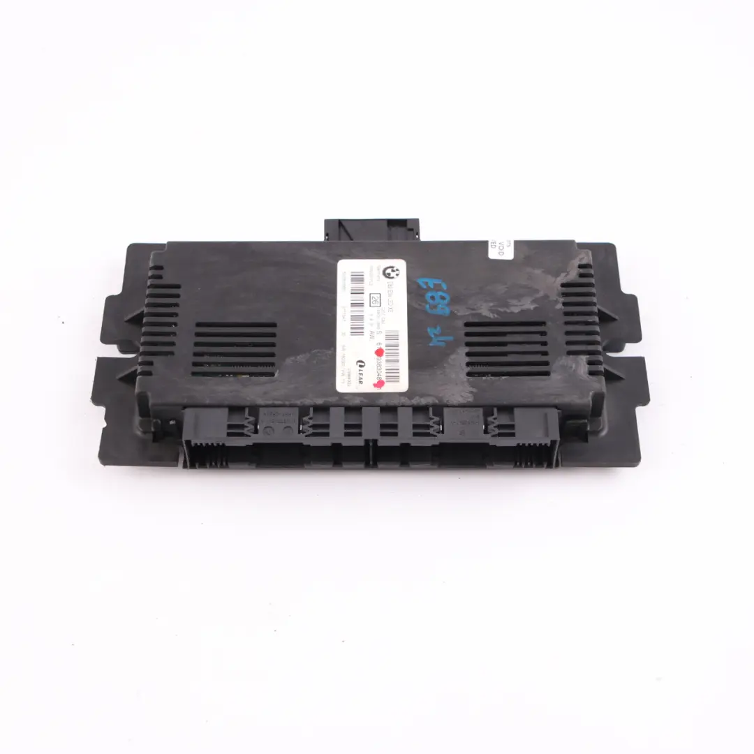 Footwell Light Control Unit Module ECU LED XE Lear FRM3R PL2 to BMW Z4 E89 with Part number 9383048 BMW Z4 E89 Footwell Light Control Unit Module ECU LED XE Lear FRM3R PL2 - SKU 9383048 - Part number 9383048