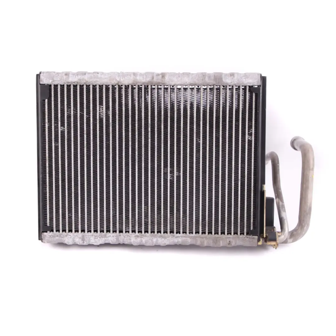 Radiateur D'Évaporateur De Chauffage De Climatisation pour BMW F01 F10 F11 F12 à propos du numéro de pièce 9383678 BMW F01 F10 F11 F12 Radiateur D'Évaporateur De Chauffage De Climatisation - SKU 9383678 - Numéro de pièce 9383678