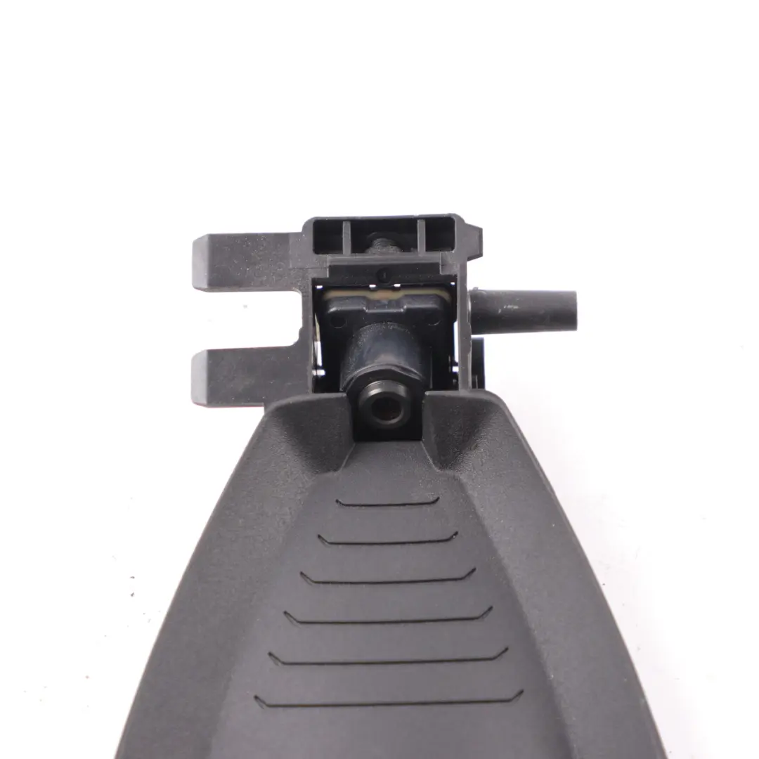 KaFAS Telecamera parabrezza anteriore Unità parcheggio per BMW F46 con numero di parte 9384687 BMW F46 KaFAS Telecamera parabrezza anteriore Unità parcheggio - SKU 9384687 - Numero di parte 9384687