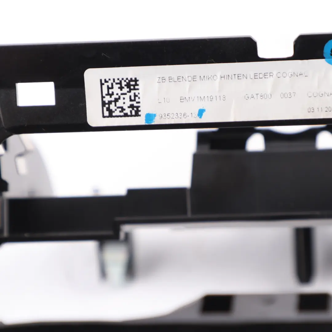 Centre Console Air Vent Support Carrier Bracket Frame Trim 9302186 to BMW G11 Rear with Part number 9384711 BMW G11 Rear Centre Console Air Vent Support Carrier Bracket Frame Trim 9302186 - SKU 9384711 - Part number 9384711