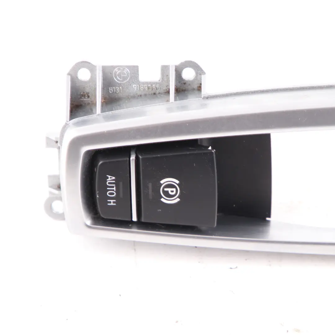 Parking Brake Auto Hold Switch Control Unit 9217594 to BMW F10 F11 F12 with Part number 9385029 BMW F10 F11 F12 Parking Brake Auto Hold Switch Control Unit 9217594 - SKU 9385029-2 - Part number 9385029