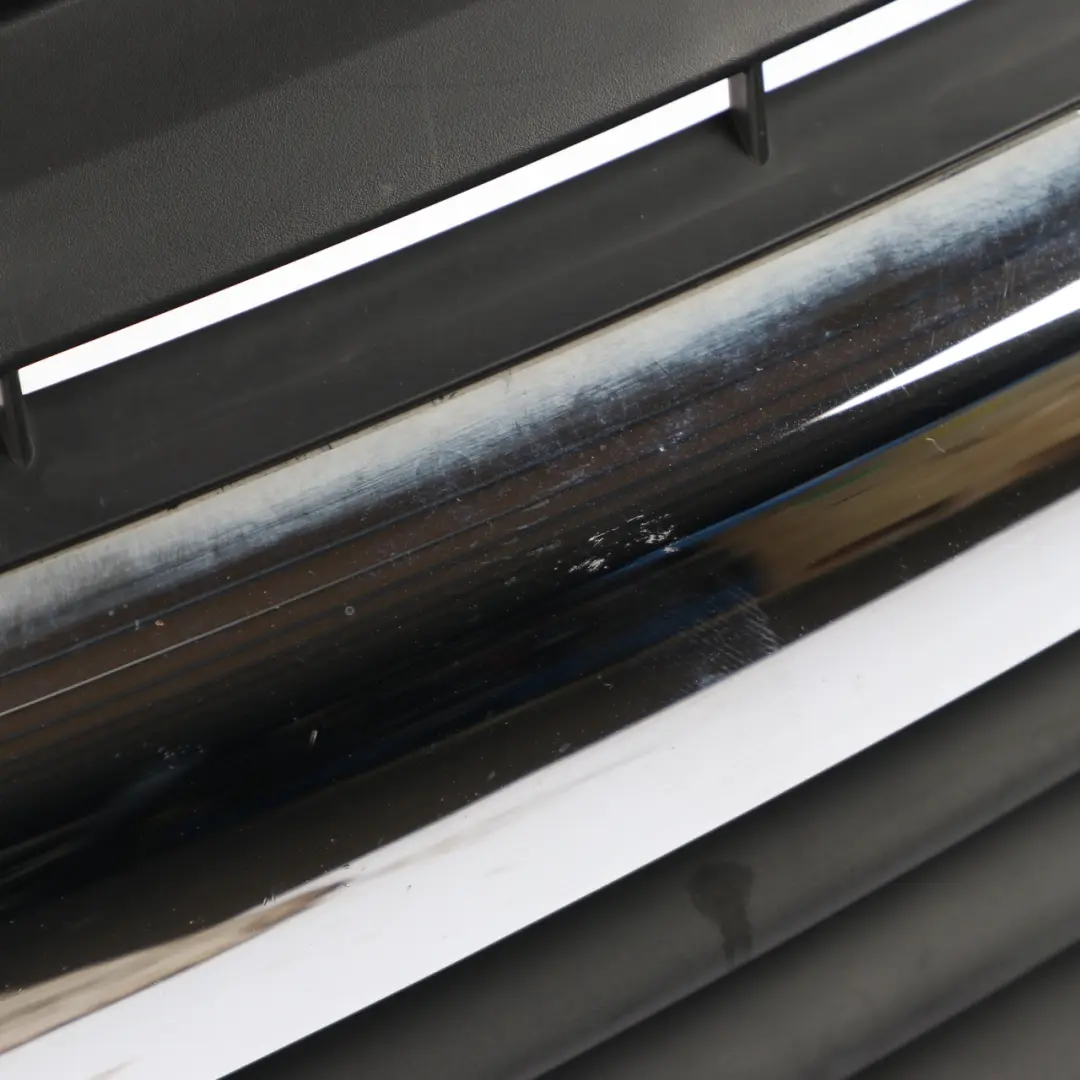 Front Grille Upper Air Grille Trim Panel Cover Icy White - 389 to Vauxhall Vivaro A with Part number 93856149 Vauxhall Vivaro A Front Grille Upper Air Grille Trim Panel Cover Icy White - 389 - SKU 93856149-ICW - Part number 93856149