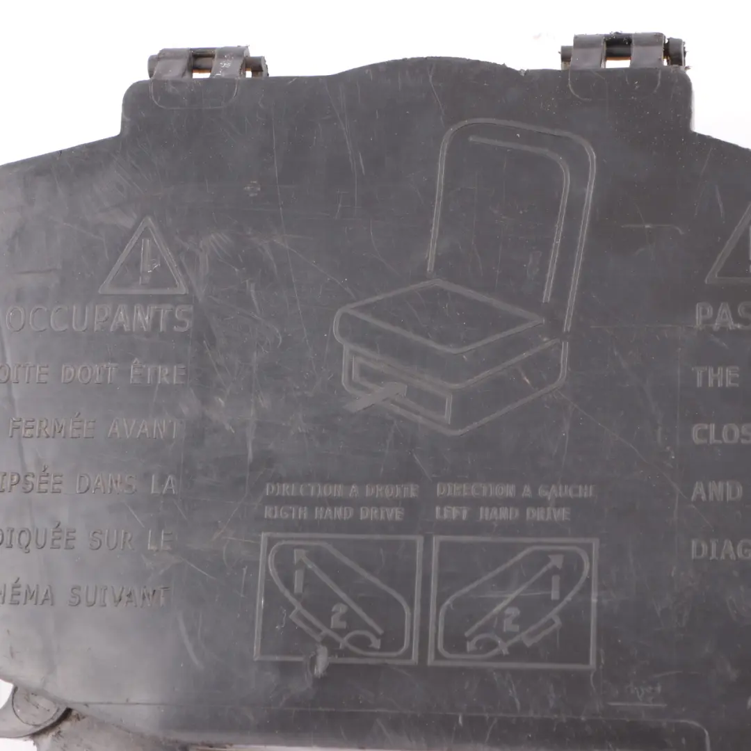 Lifting Jack Tow Hook Tool Kit Set to Renault Trafic Vauxhall Vivaro Car with Part number 93860728 Renault Trafic Vauxhall Vivaro Car Lifting Jack Tow Hook Tool Kit Set - SKU 93860728-1 - Part number 93860728