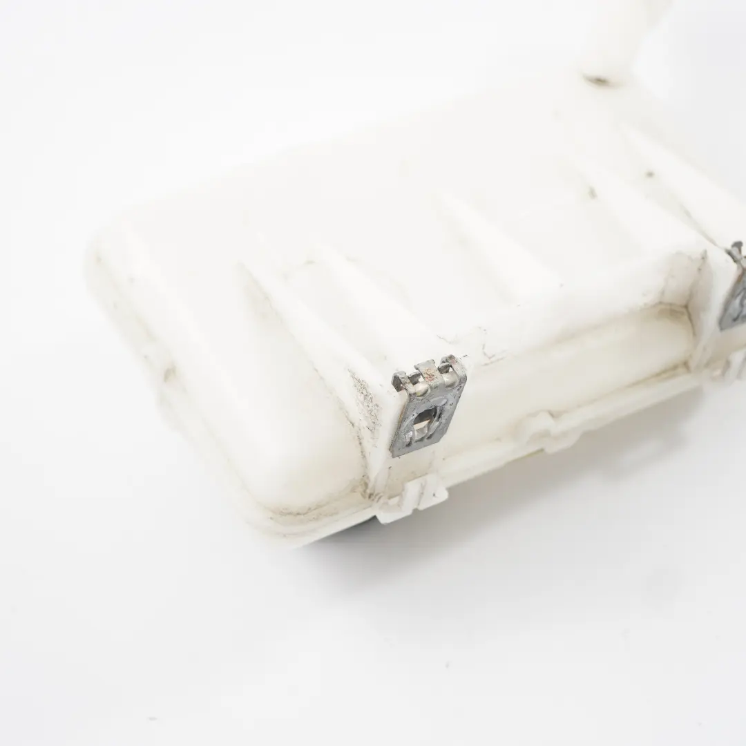 Bouchon du réservoir d'expansion du liquide frein DOT 4 pour Opel Vivaro B Renault à propos du numéro de pièce 93866108 Opel Vivaro B Renault Bouchon du réservoir d'expansion du liquide frein DOT 4 - SKU 93866108 - Numéro de pièce 93866108