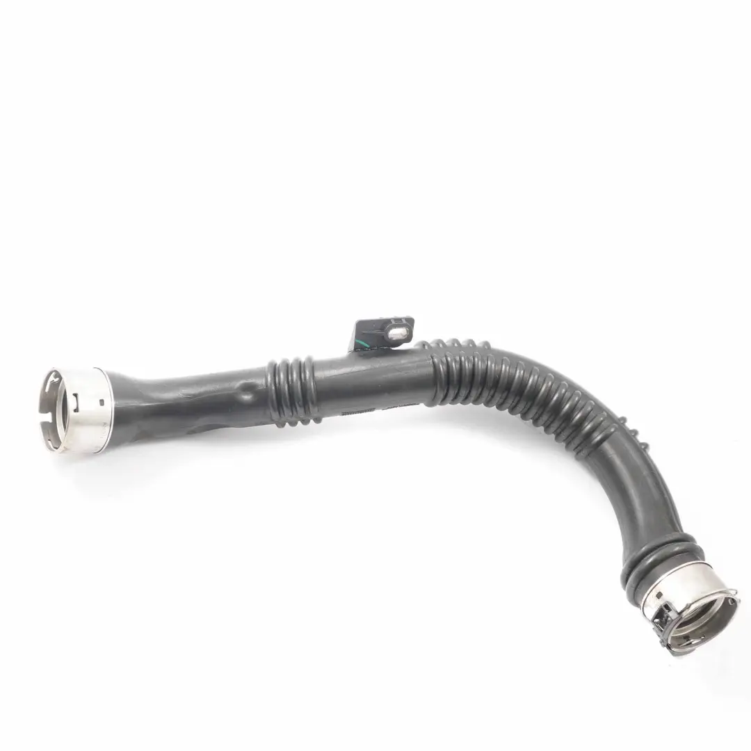 Tuyau admission air turbo d'admission d'air pour Opel Vivaro Renault Trafic à propos du numéro de pièce 93867727 Opel Vivaro Renault Trafic Tuyau admission air turbo d'admission d'air - SKU 93867727 - Numéro de pièce 93867727