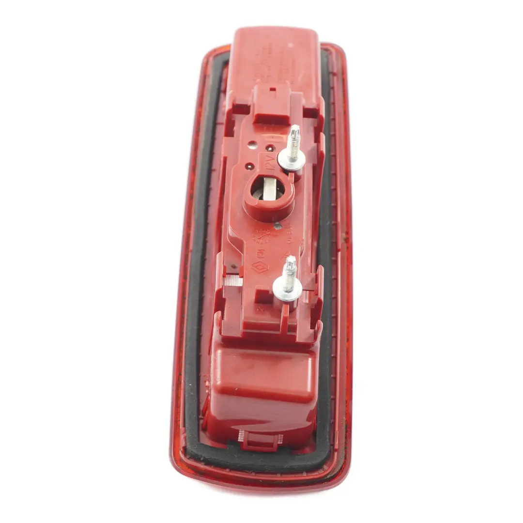Feu stop arrière supplémentaire 265904849R pour Renault Trafic 3 à propos du numéro de pièce 93867977 Renault Trafic 3 Feu stop arrière supplémentaire 265904849R - SKU 93867977 - Numéro de pièce 93867977