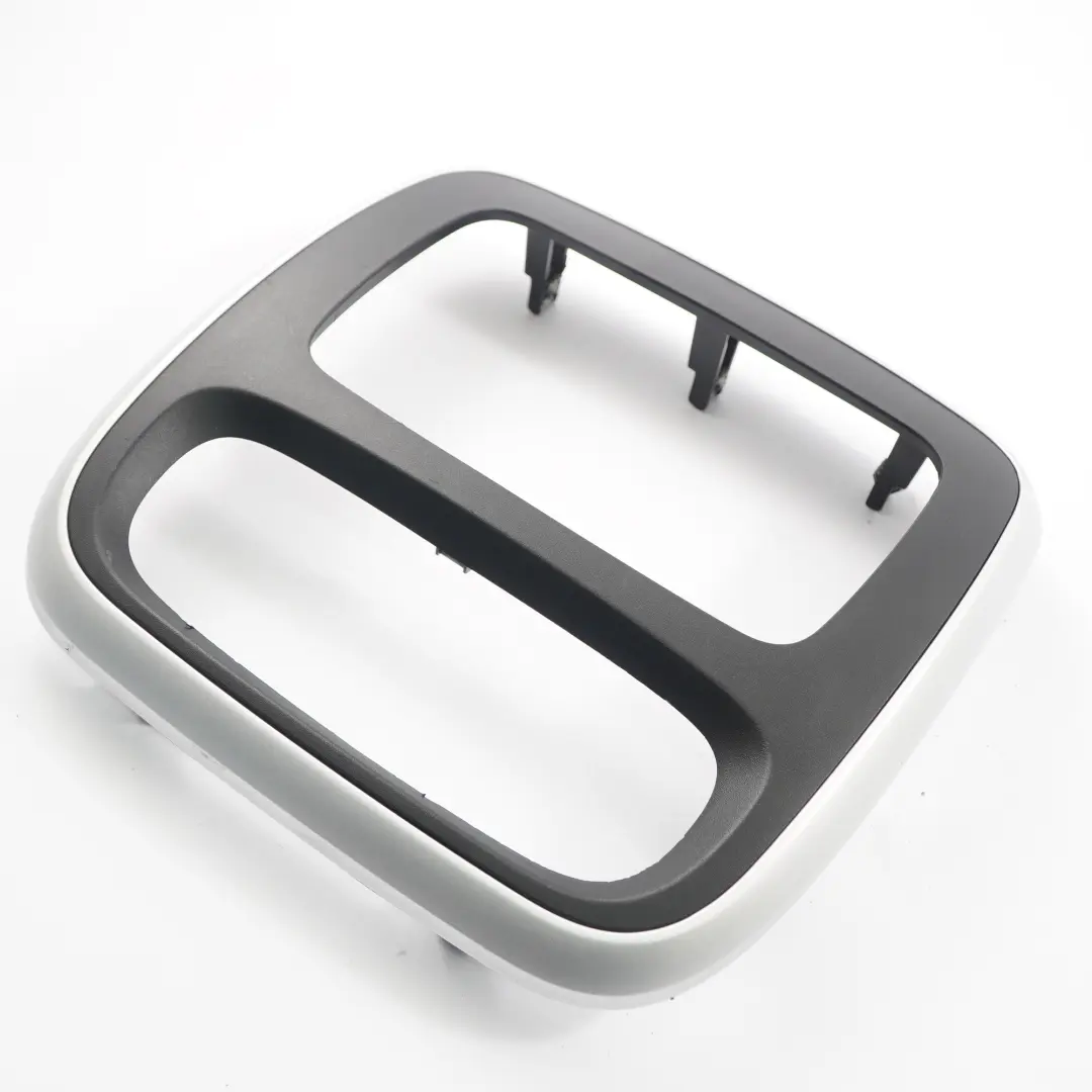 Embellecedor Panel Salpicadero Marco Salpicadero Negro para Opel Vivaro B con número de pieza 93868008 Opel Vivaro B Embellecedor Panel Salpicadero Marco Salpicadero Negro - SKU 93868008 - Número de pieza 93868008