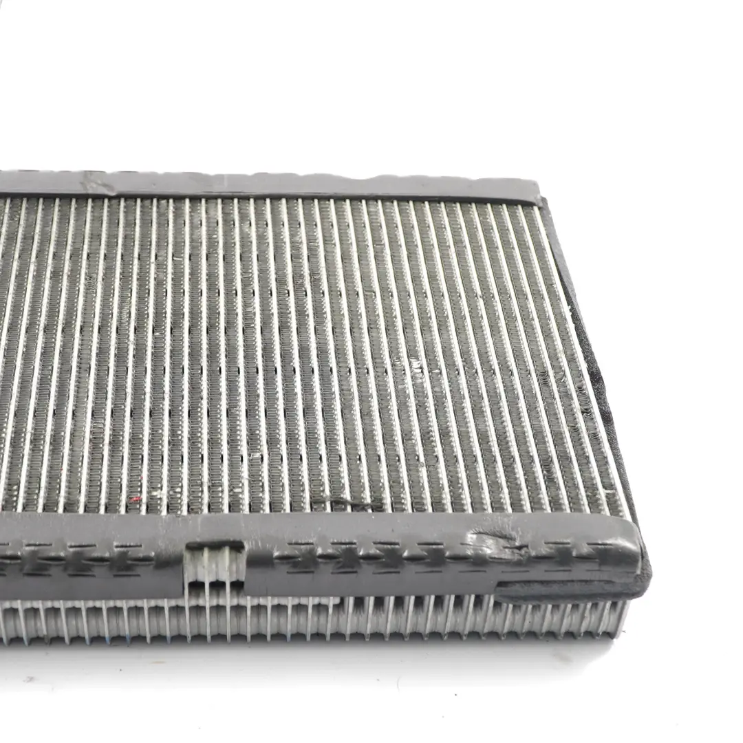 Con BMW X5 F15 X6 F16 Aria condizionata A/C Evaporatore stoccaggio per Air con numero di parte 9386812 Air Con BMW X5 F15 X6 F16 Aria condizionata A/C Evaporatore stoccaggio - SKU 9386812 - Numero di parte 9386812