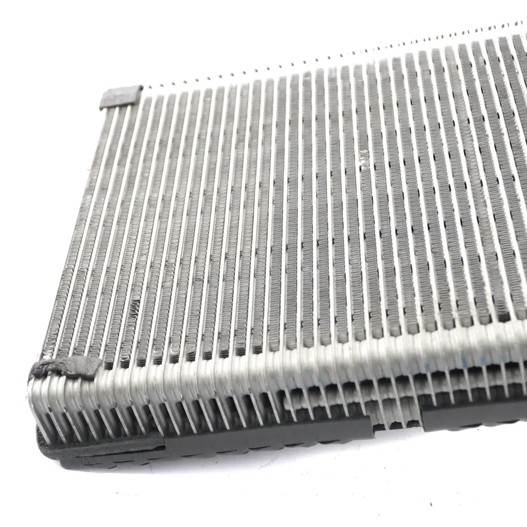 Con BMW X5 F15 X6 F16 Air Conditioning A/C Storage Evaporator to Air with Part number 9386812 Air Con BMW X5 F15 X6 F16 Air Conditioning A/C Storage Evaporator - SKU 9386812 - Part number 9386812