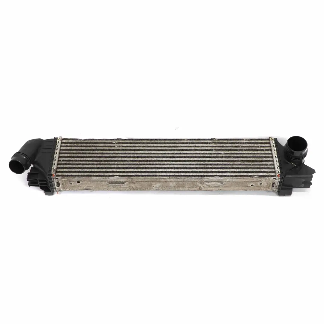 Radiatore sovralimentazione intercooler per Renault Trafic 3 Opel Vivaro B con numero di parte 93868350 Renault Trafic 3 Opel Vivaro B Radiatore sovralimentazione intercooler - SKU 93868350 - Numero di parte 93868350