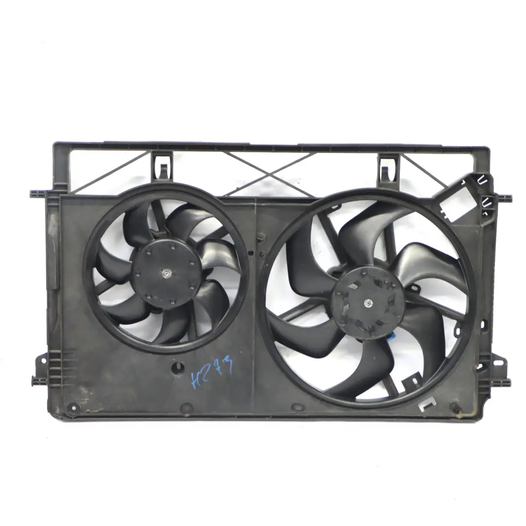 Kühlung Kühler Lüfterhaube 214818795R für Renault Trafic 3 Vivaro B 1.6 DCI Motor mit Teilenummer 93868357 Renault Trafic 3 Vivaro B 1.6 DCI Motor Kühlung Kühler Lüfterhaube 214818795R - SKU 93868357 - Teilenummer 93868357