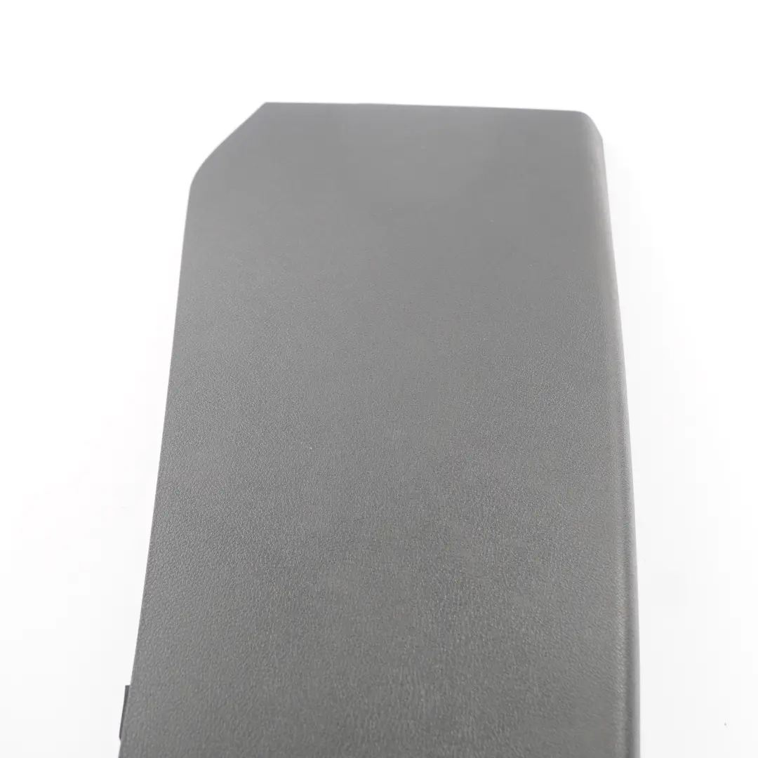 Opel Vivaro B Recubrimiento Panel Columna Derecha Pilar B Superior - SKU 93868792 - Número de pieza 93868792