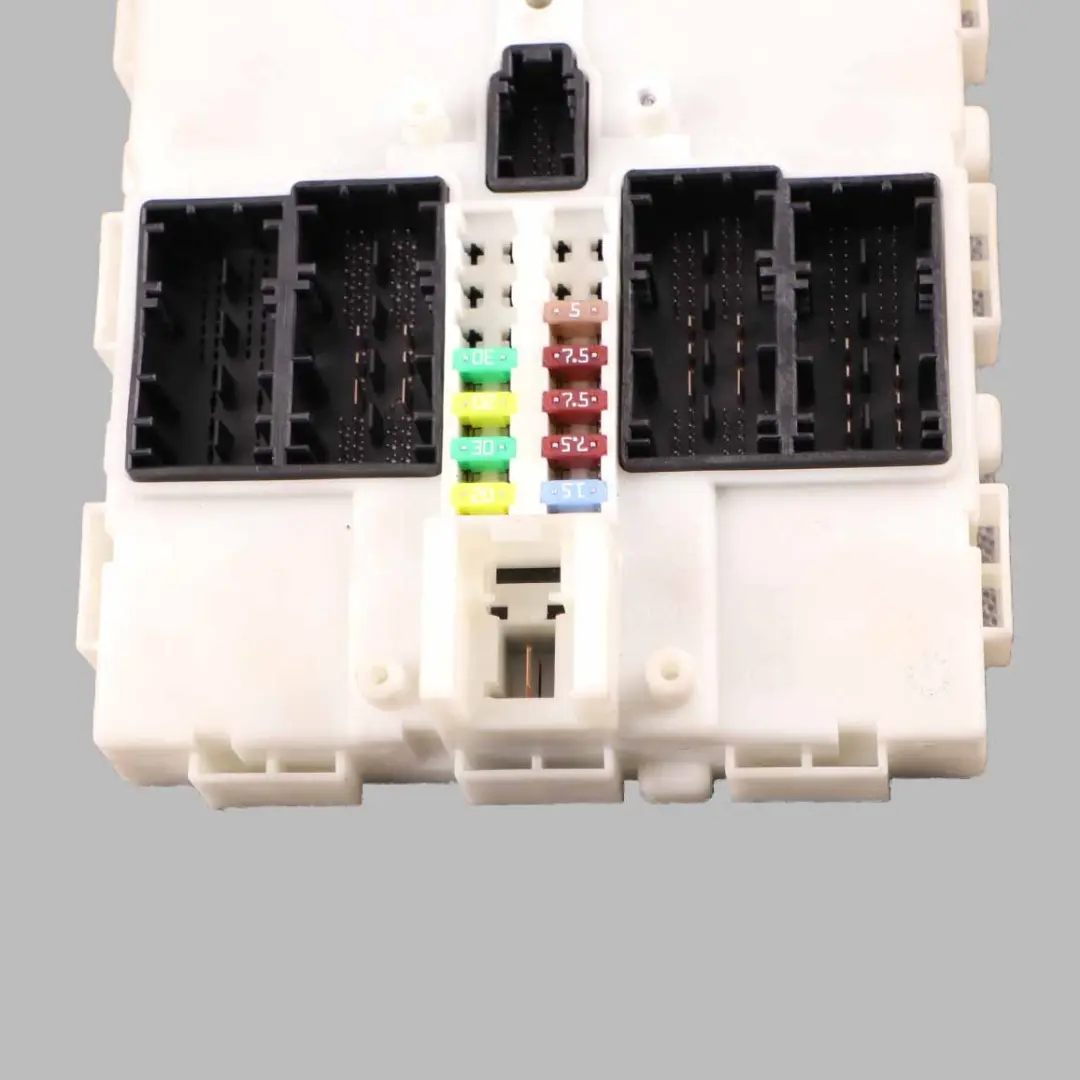  Módulo FEM BMW F20 F21 F22 F30 F31 F32 F36 Body Control Unit ECU LR01 - SKU 9387262 - Número de pieza 9387262