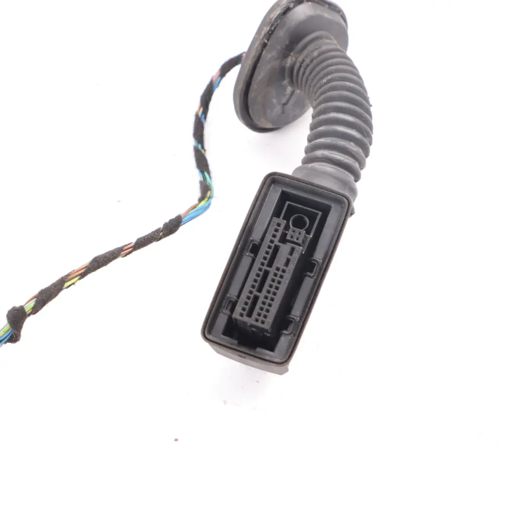 Driver Side Door Cable Harness Pipe Line to Mini F54 with Part number 9389272 Mini F54 Driver Side Door Cable Harness Pipe Line - SKU 9389272 - Part number 9389272