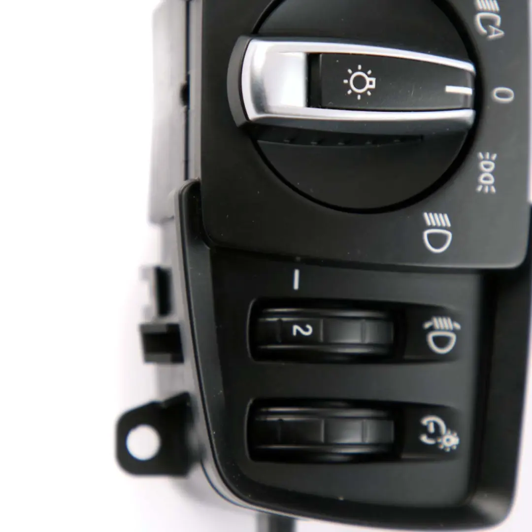 Headlight Light Control Switch Buttons Unit to BMW X5 F15 F45 F46 with Part number 9390204 BMW X5 F15 F45 F46 Headlight Light Control Switch Buttons Unit - SKU 9390204 - Part number 9390204