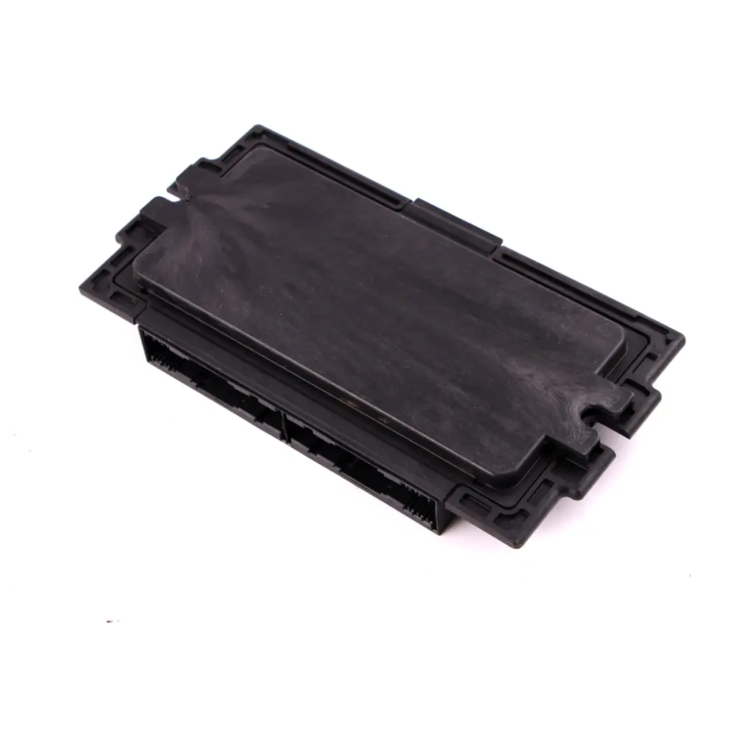 Footwell ECU Luz Módulo de Control MAX Kuester FRM3R PL2 para BMW E87 con número de pieza 9390483 BMW E87 Footwell ECU Luz Módulo de Control MAX Kuester FRM3R PL2 - SKU 9390483 - Número de pieza 9390483