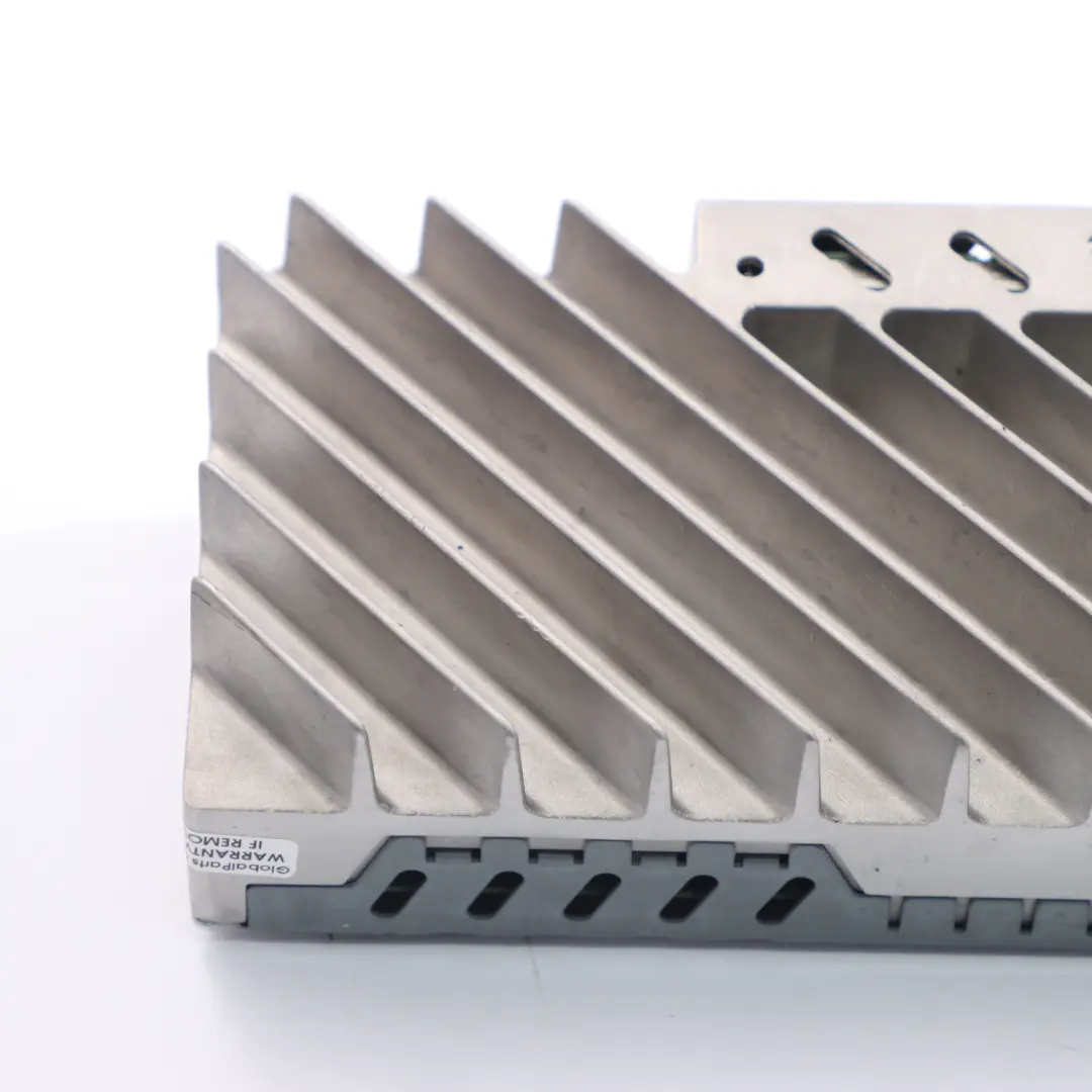 Wzmacniacz Audio Harman Kardon Surround Sound System do BMW F25 F26 o numerze 9393182 BMW F25 F26 Wzmacniacz Audio Harman Kardon Surround Sound System - SKU 9393182 - Numer Części 9393182