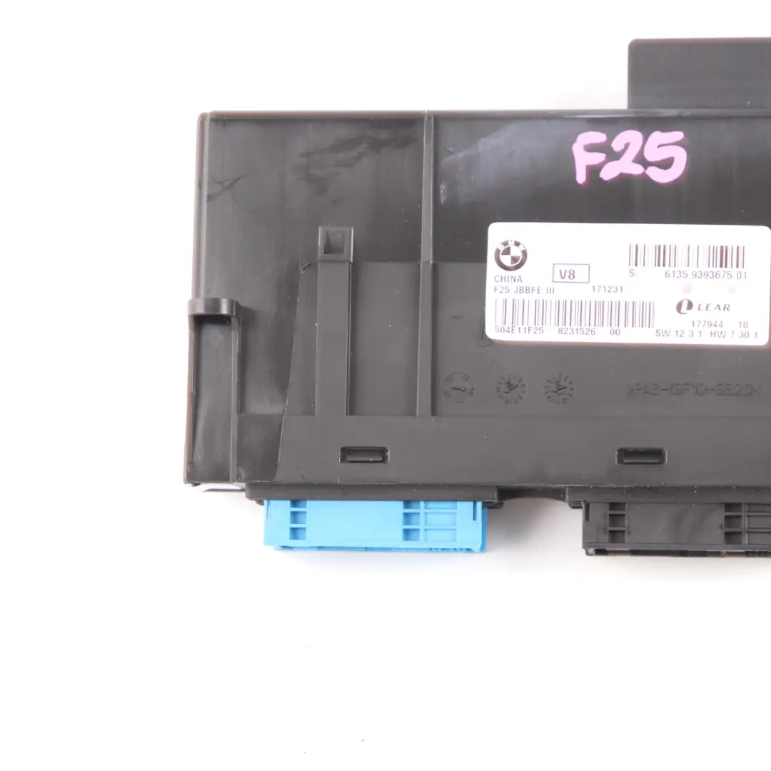 Caja Conexiones ECU Módulo Carrocería JBBFE III 3 V8 Lear para BMW X3 F25 con número de pieza 9393675 BMW X3 F25 Caja Conexiones ECU Módulo Carrocería JBBFE III 3 V8 Lear - SKU 9393675 - Número de pieza 9393675