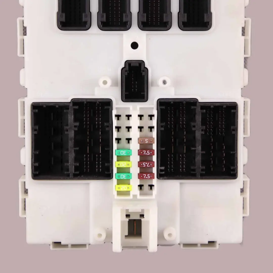  Modulo FEM BMW F20 F22 F30 F32 Unità controllo ECU Scatola dei fusibili - SKU 9395176 - Numero di parte 9395176