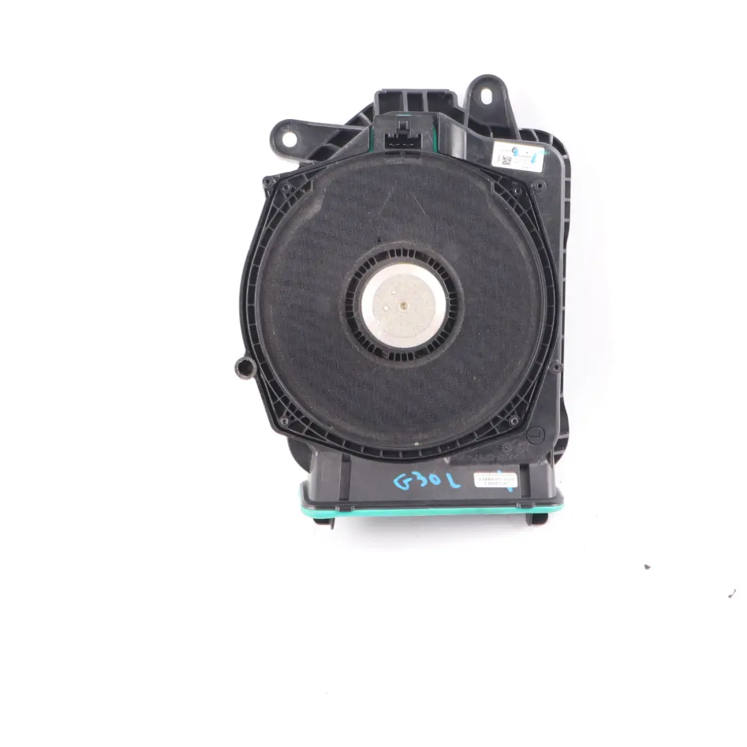 Głośnik Niskotonowy Lewy Subwoofer do BMW G30 G31 G32 GT o numerze 9395861 BMW G30 G31 G32 GT Głośnik Niskotonowy Lewy Subwoofer - SKU 9395861 - Numer Części 9395861