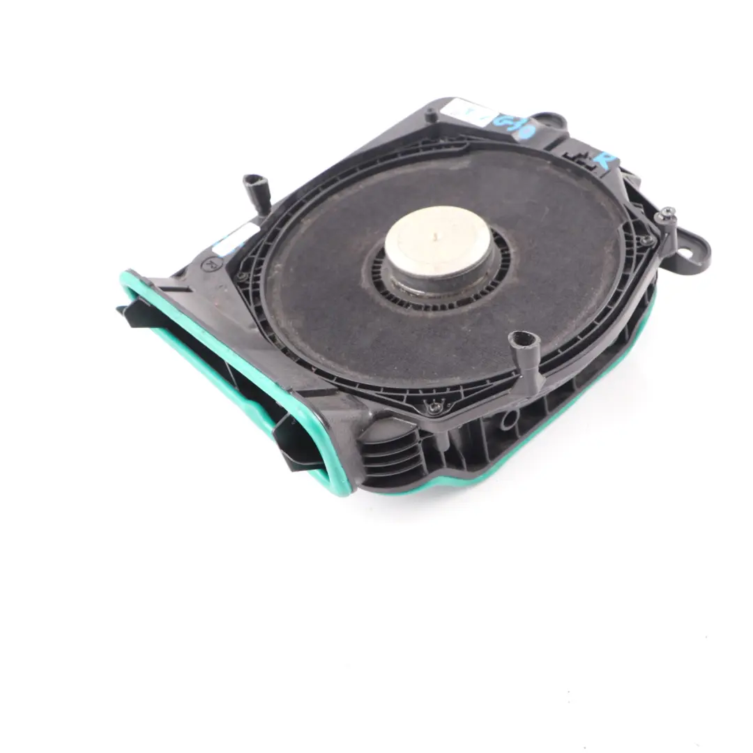 Central Altavoz de graves Subwoofer Woofer derecho para BMW G30 G31 G32 GT con número de pieza 9395862 BMW G30 G31 G32 GT Central Altavoz de graves Subwoofer Woofer derecho - SKU 9395862 - Número de pieza 9395862
