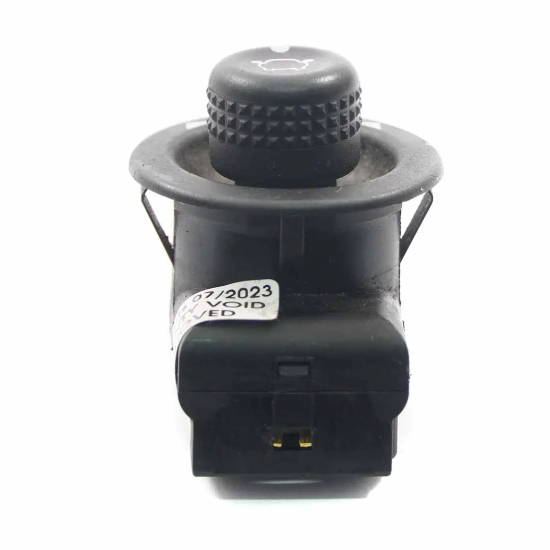 Wing Mirror Switch Ford Fiesta MK7 Connect Control Regulator Button to with Part number 93BG17B676BB Wing Mirror Switch Ford Fiesta MK7 Connect Control Regulator Button - SKU 93BG17B676BB - Part number 93BG17B676BB