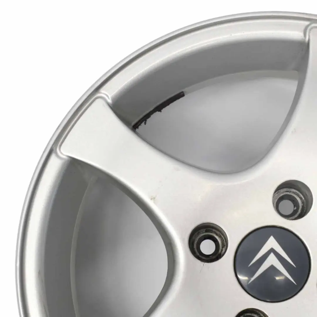 Llanta de aleación Citroen Silver 4x108 15" ET:18 6J para con número de pieza 940654 Llanta de aleación Citroen Silver 4x108 15" ET:18 6J - SKU 940654-1 - Número de pieza 940654