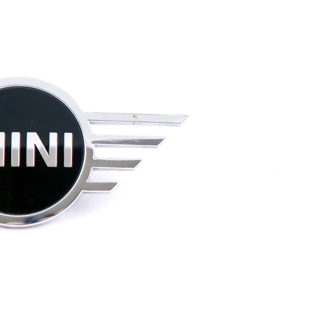 Portellone posteriore Coperchio Emblema Cromato per Mini F60 Countryman con numero di parte 9447810 Mini F60 Countryman Portellone posteriore Coperchio Emblema Cromato - SKU 9447810 - Numero di parte 9447810
