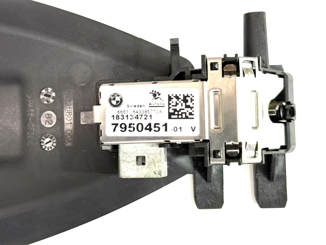 Lane Assistant Kafas Camera to Bmw 4 Series F32 F36 M4 F82 F83 with Part number 9458739 Bmw 4 Series F32 F36 M4 F82 F83 Lane Assistant Kafas Camera - SKU 9458739 - Part number 9458739