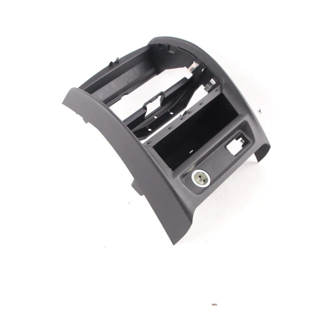 Centre Console BMW G30 G31 Air Vent Cover Covering Panel Black 9493421 to Rear with Part number 9461760 Rear Centre Console BMW G30 G31 Air Vent Cover Covering Panel Black 9493421 - SKU 9461760 - Part number 9461760