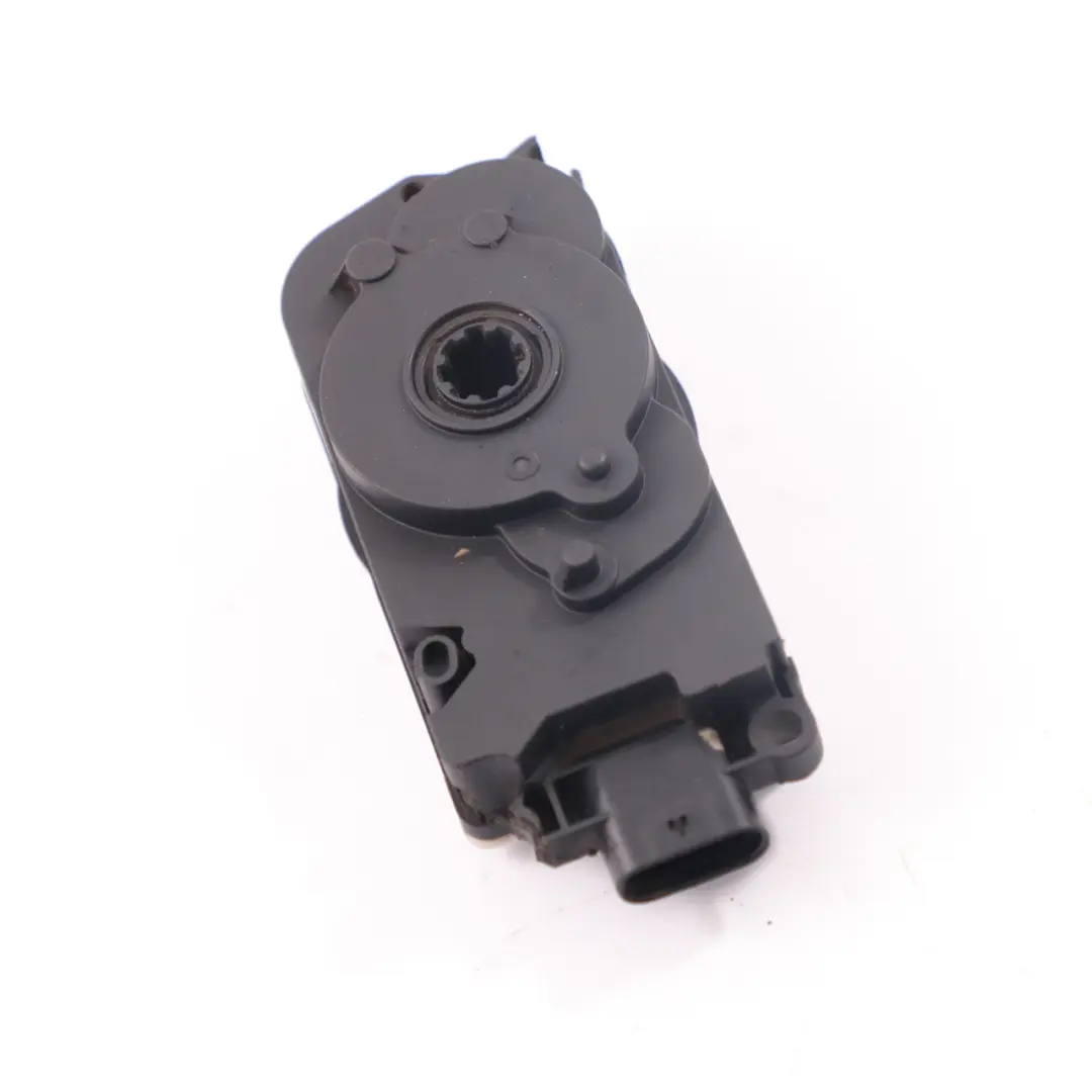 Motore otturatore griglia superiore Griglia Attiva Attuatore Griglia per BMW G20 con numero di parte 9464870 BMW G20 Motore otturatore griglia superiore Griglia Attiva Attuatore Griglia - SKU 9464870-1 - Numero di parte 9464870