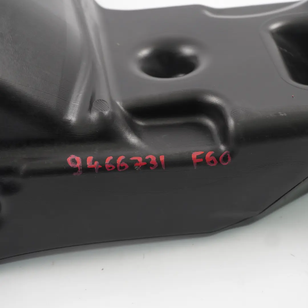 Mini Countryman F60 B48E Bouteille de lave-glace Réservoir de liquide 7494821 - SKU 9466731 - Numéro de pièce 9466731
