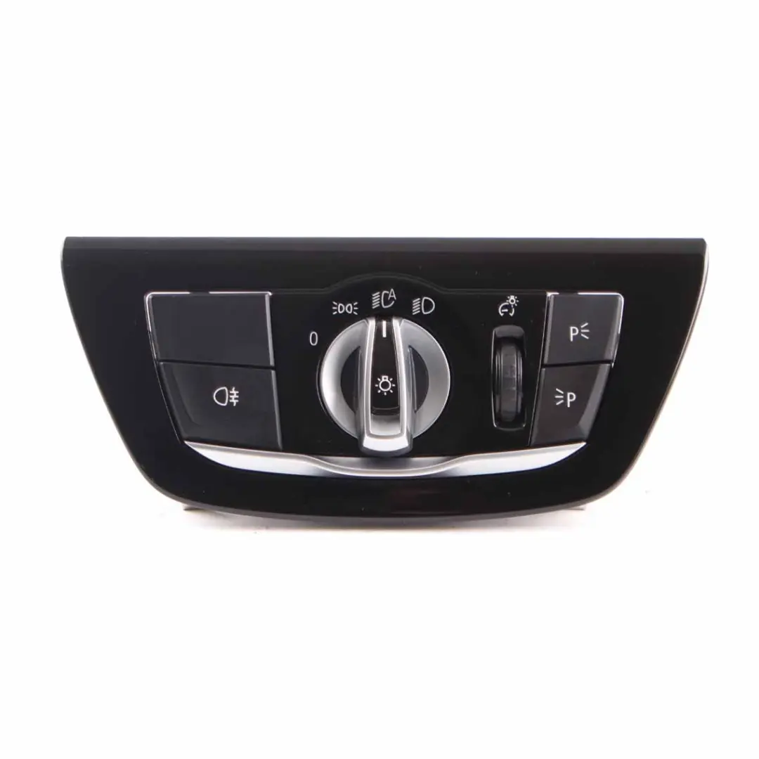 Light Switch BMW F90 M5 G30 Headlight Control Element Unit Panel Button to with Part number 9472969 Light Switch BMW F90 M5 G30 Headlight Control Element Unit Panel Button - SKU 9472969 - Part number 9472969