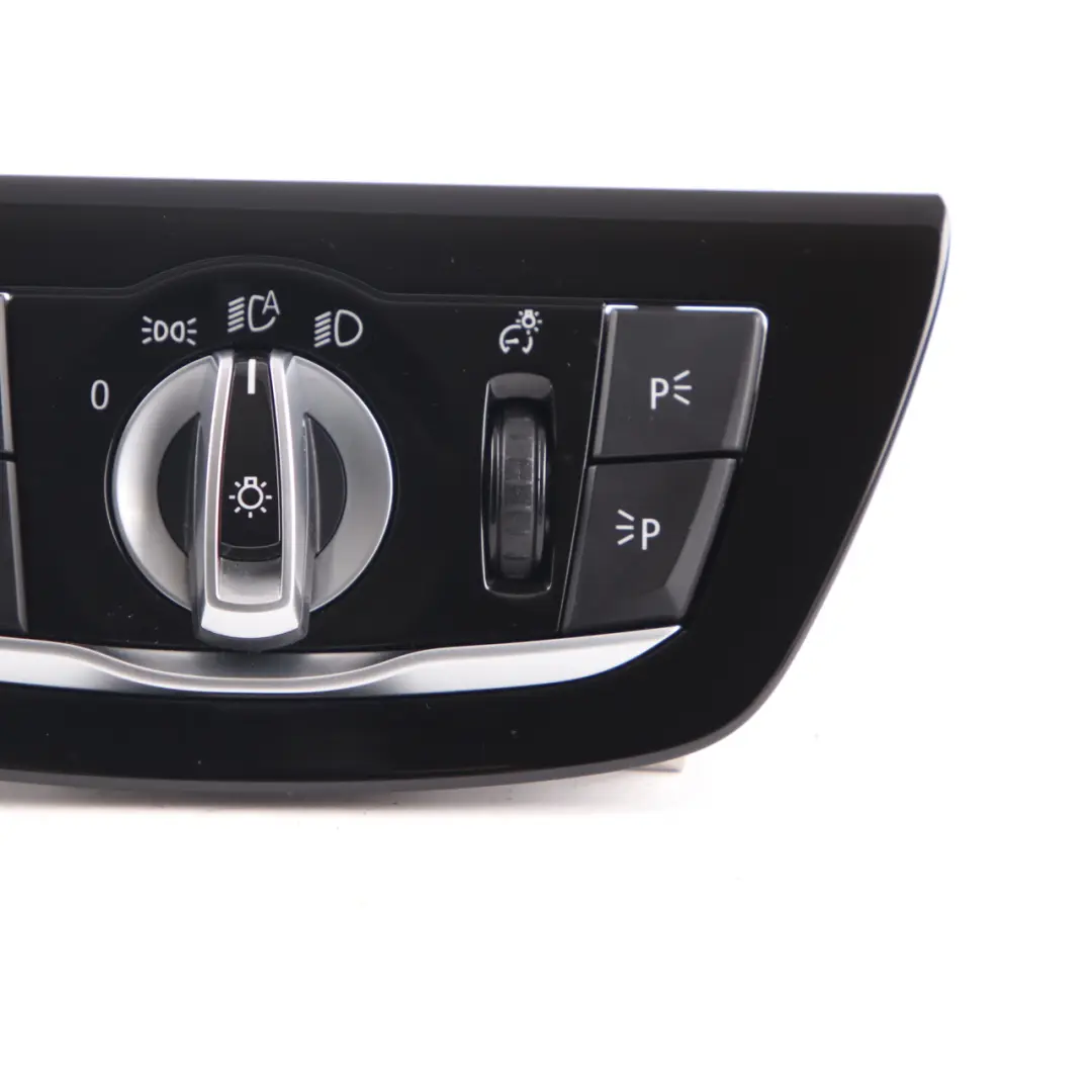 Light Switch BMW F90 M5 G30 Headlight Control Element Unit Panel Button to with Part number 9472969 Light Switch BMW F90 M5 G30 Headlight Control Element Unit Panel Button - SKU 9472969 - Part number 9472969