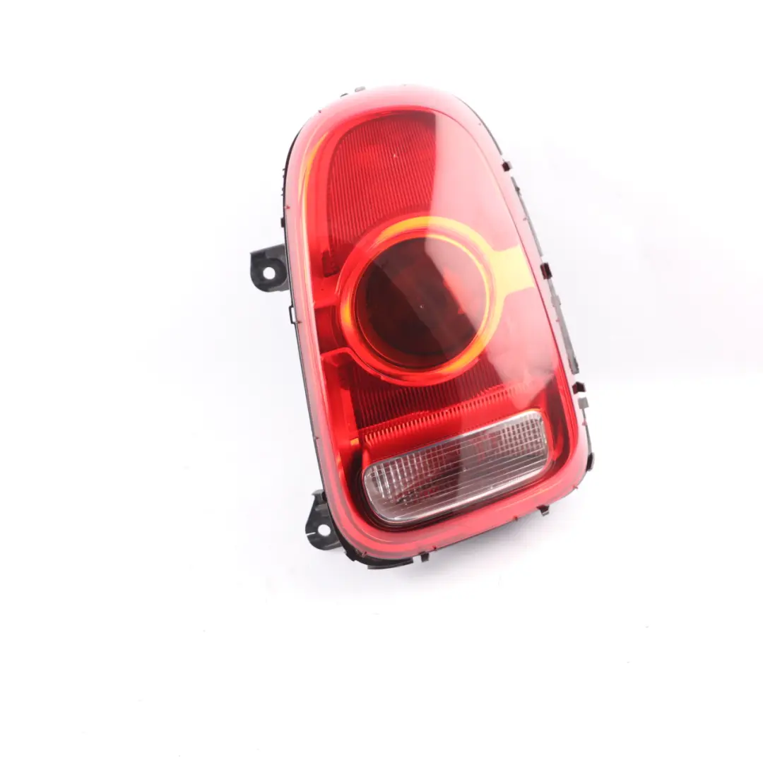 Lampada posteriore destra laterale Fanale posteriore 7401718 per Mini Countryman F60 con numero di parte 9477152 Mini Countryman F60 Lampada posteriore destra laterale Fanale posteriore 7401718 - SKU 9477152 - Numero di parte 9477152