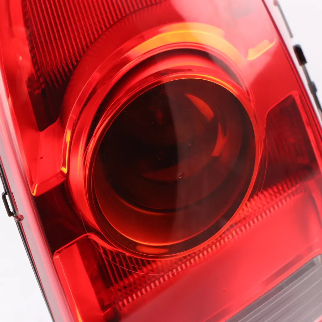 Luz Trasera Derecha Panel Lateral Luz Trasera 7401718 para Mini Countryman F60 con número de pieza 9477152 Mini Countryman F60 Luz Trasera Derecha Panel Lateral Luz Trasera 7401718 - SKU 9477152 - Número de pieza 9477152