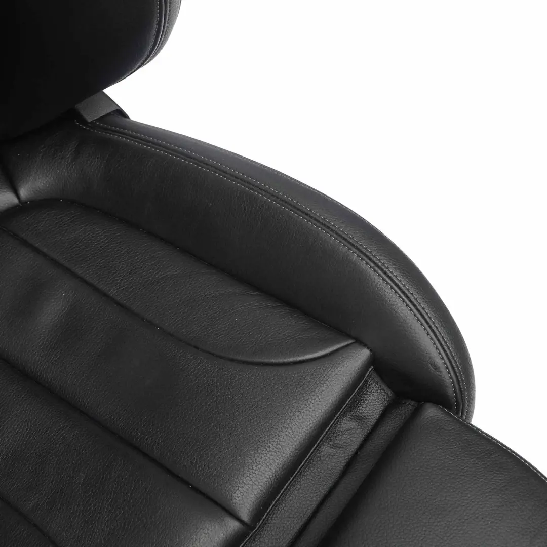 Siège Avant Droit Sport Chauffé Cuir Dakota Ventilé Noir pour BMW F40 à propos du numéro de pièce 9478044 BMW F40 Siège Avant Droit Sport Chauffé Cuir Dakota Ventilé Noir - SKU 9478044-1 - Numéro de pièce 9478044