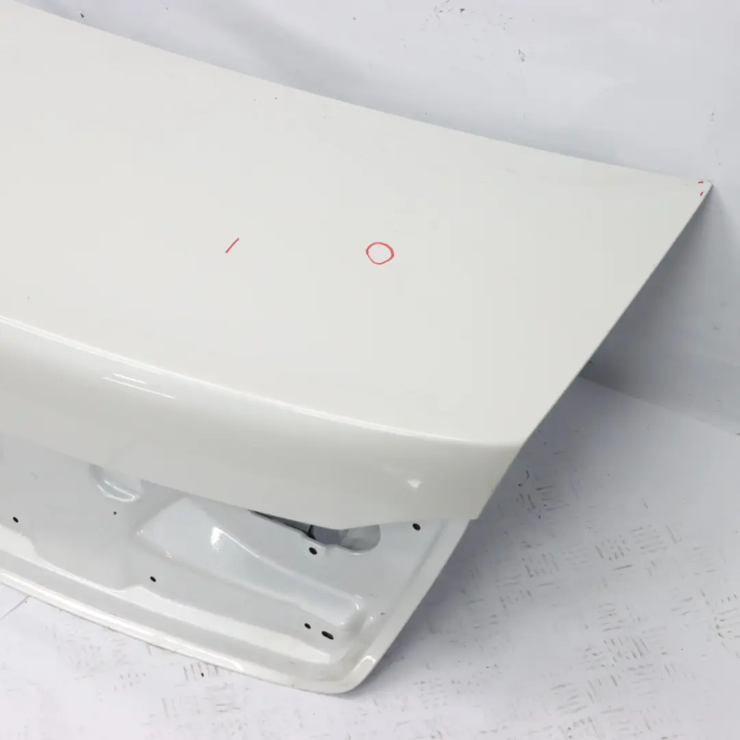 Boot Trunk Lid BMW G11 G12 Tailgate Lid Mineralweiss Mineral White - A96 to with Part number 9481034 Boot Trunk Lid BMW G11 G12 Tailgate Lid Mineralweiss Mineral White - A96 - SKU 9481034-MW - Part number 9481034