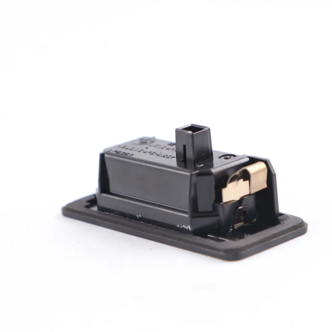  Piloto trasero BMW F40 G30 G31 F90 M5 Luz de matrícula trasera - SKU 9481842 - Número de pieza 7410302