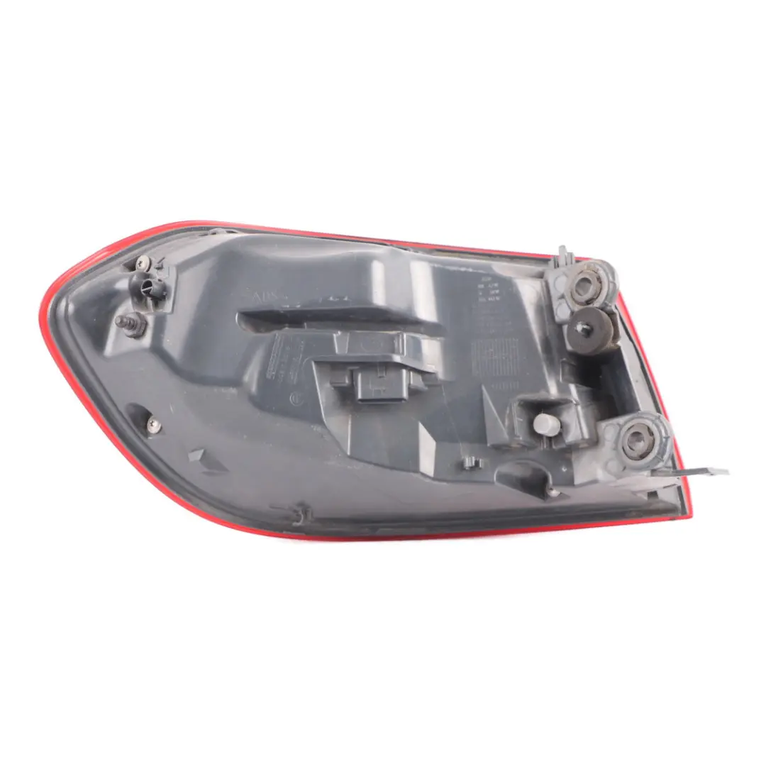 Lamp BMW F32 F33 F36 F82 M4 Light Side Panel Right O/S Black Line to Rear with Part number 9491576 Rear Lamp BMW F32 F33 F36 F82 M4 Light Side Panel Right O/S Black Line - SKU 9491576 - Part number 9491576