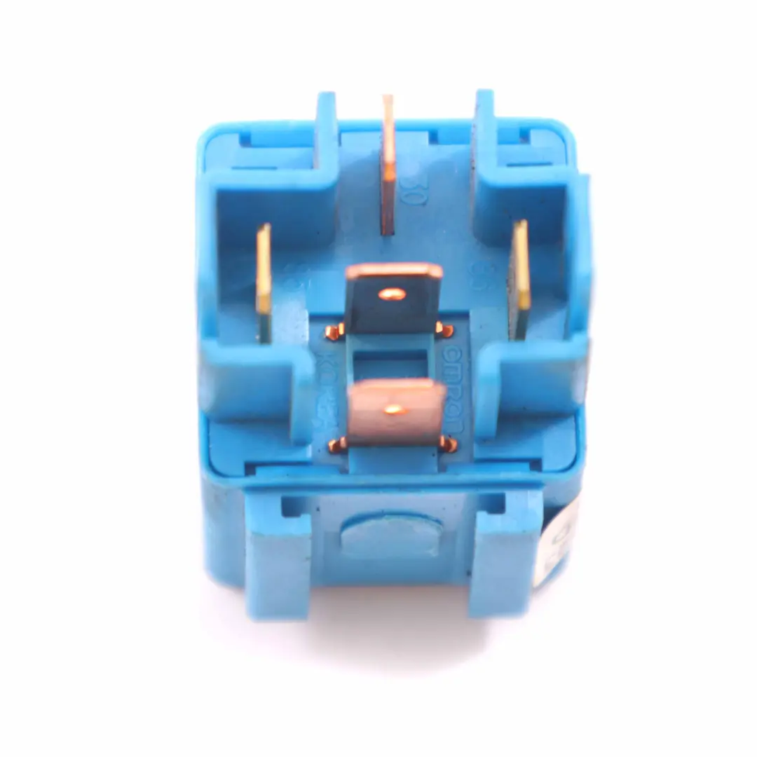 Unit 5 Pins 30/20A Blue to Kia Ceed Sportage Hyundai Relay with Part number 95225-1F100 Kia Ceed Sportage Hyundai Relay Unit 5 Pins 30/20A Blue - SKU 95225-1F100 - Part number 95225-1F100