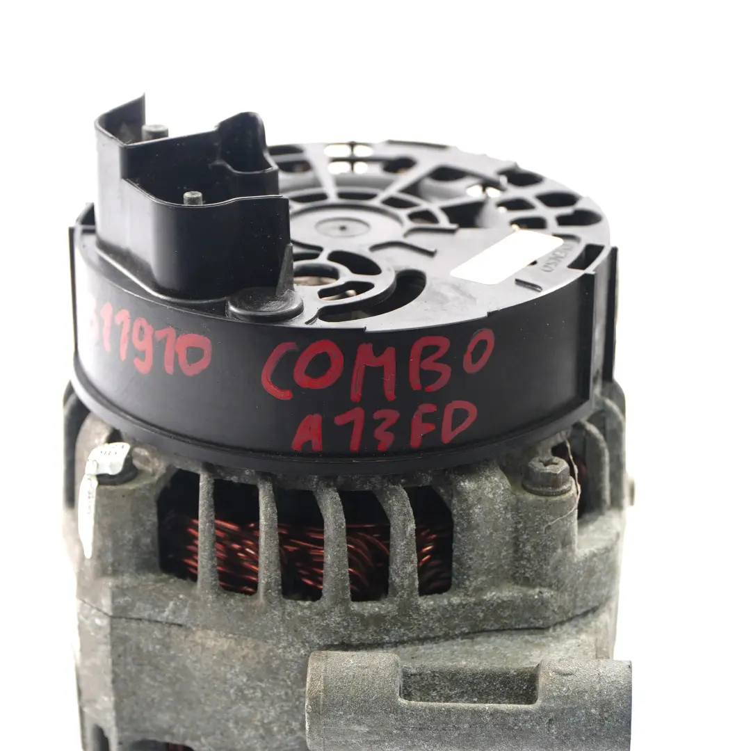 Lancia Alternador Motor Genarador para Opel Combo D 1.3 Cdti Fiat con número de pieza 95511910 Opel Combo D 1.3 Cdti Fiat Lancia Alternador Motor Genarador - SKU 95511910 - Número de pieza 95511910