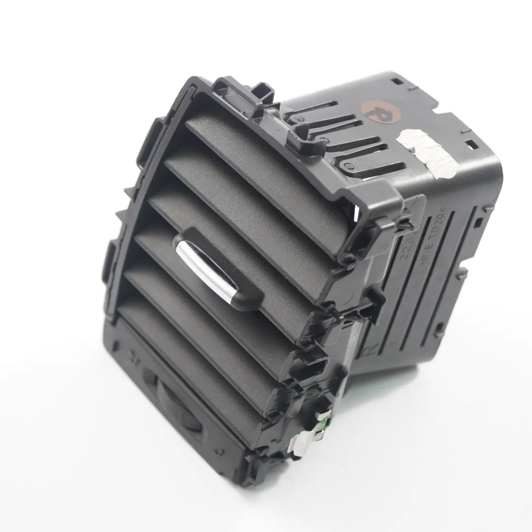 Bocchetta Cruscotto Cruscotto Destra Centro Griglia per Opel Vivaro B con numero di parte 95517495 Opel Vivaro B Bocchetta Cruscotto Cruscotto Destra Centro Griglia - SKU 95517495 - Numero di parte 95517495