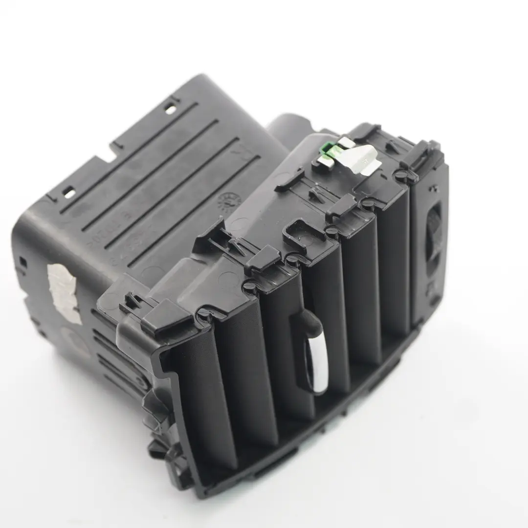 Vent Dashboard Dash Right O/S Centre Grille to Vauxhall Vivaro B Air with Part number 95517495 Vauxhall Vivaro B Air Vent Dashboard Dash Right O/S Centre Grille - SKU 95517495 - Part number 95517495