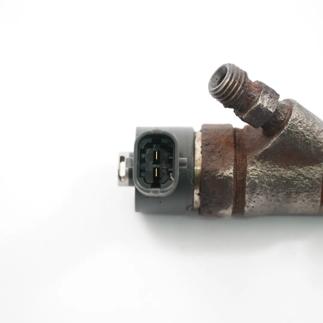 Inyector de combustible para Opel Movano A Renault Trafic II 2.5 CDTI Diesel con número de pieza 95517511 Opel Movano A Renault Trafic II 2.5 CDTI Diesel Inyector de combustible - SKU 95517511 - Número de pieza 95517511