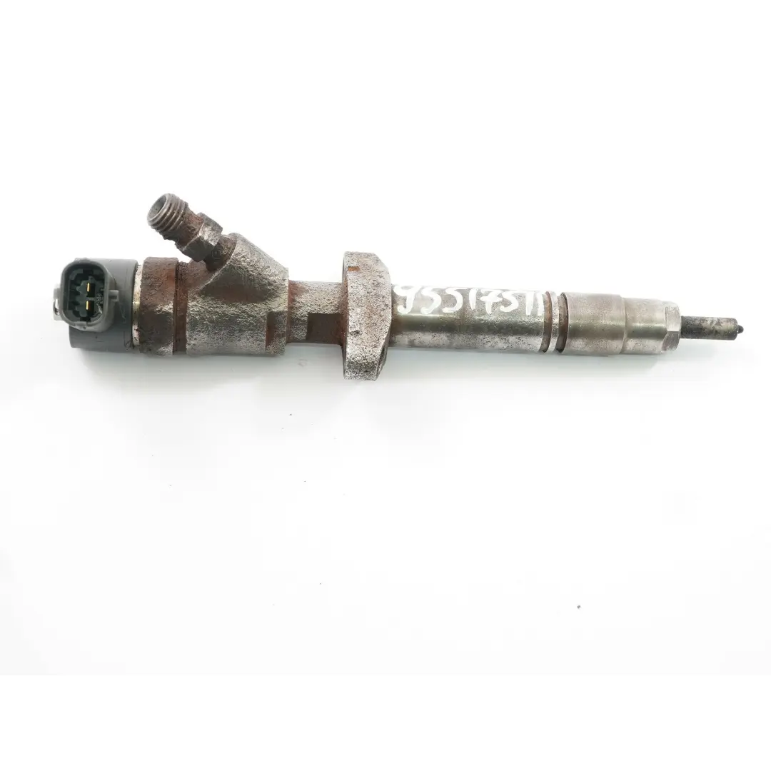 Injecteur de carburant pour Opel Movano A Renault Trafic II 2.5 CDTI Diesel à propos du numéro de pièce 95517511 Opel Movano A Renault Trafic II 2.5 CDTI Diesel Injecteur de carburant - SKU 95517511 - Numéro de pièce 95517511