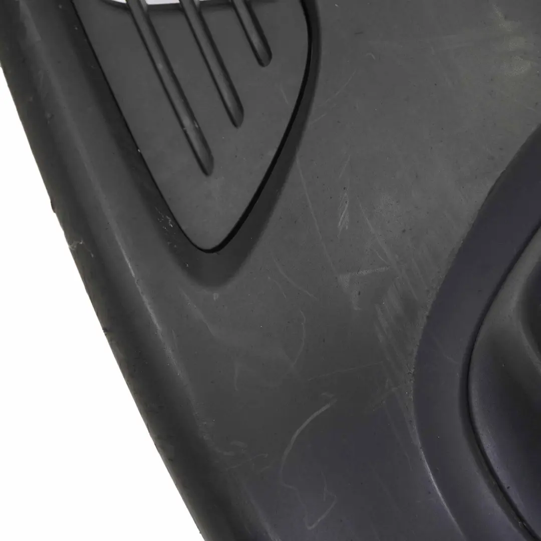 Przedni Zderzak do Opel Vivaro B o numerze 95517590 Opel Vivaro B Przedni Zderzak - SKU 95517590 - Numer Części 95517590